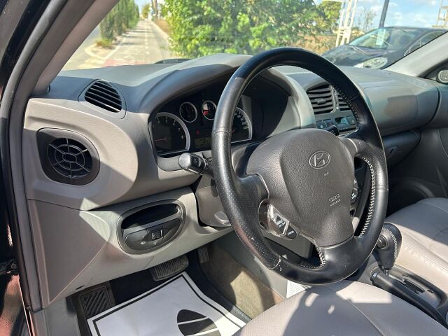 HYUNDAI SANTA FE V6 4X4 2.7 AUTO SPANISH LHD IN SPAIN 112000 MILES SUPERB 2005